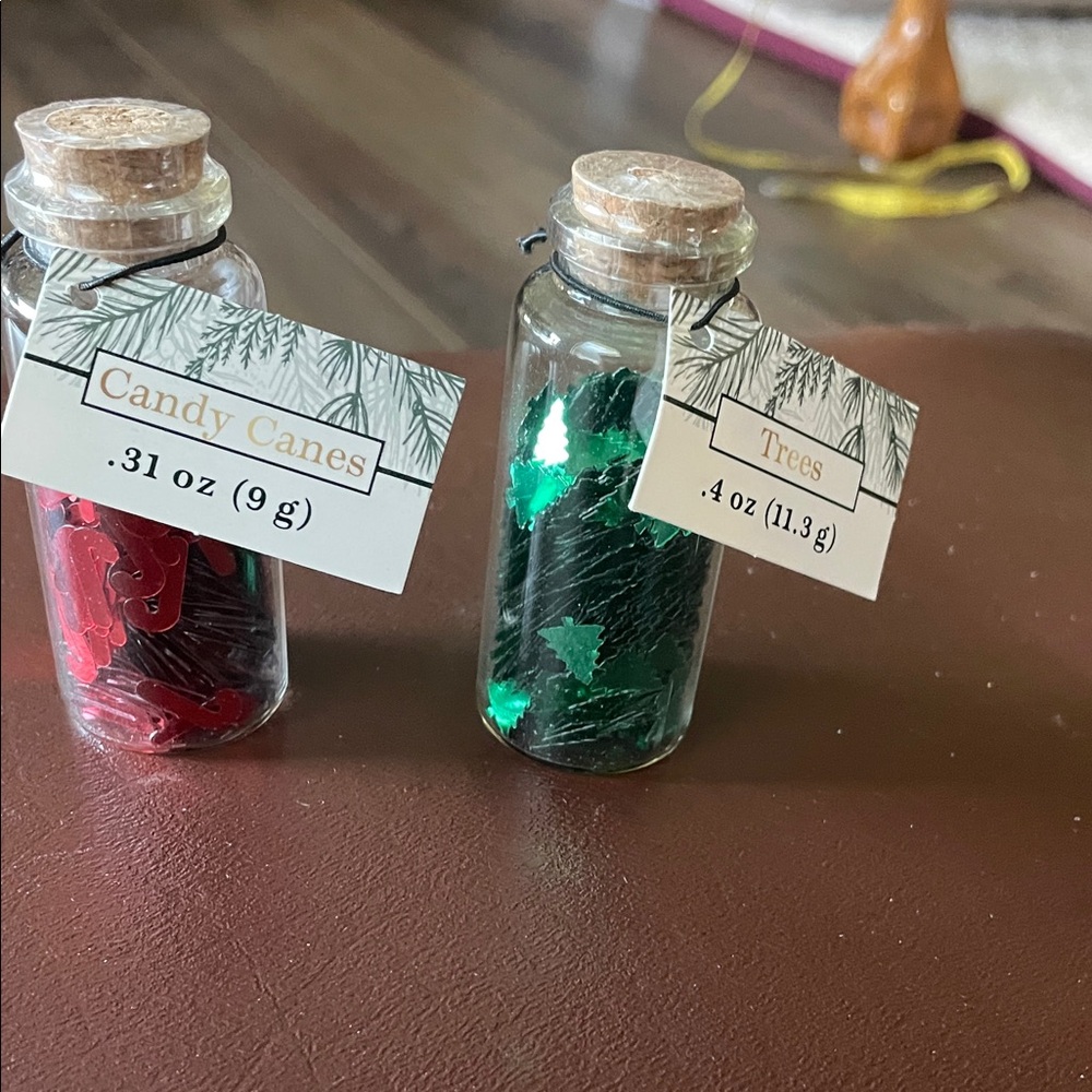 Festive Holiday Confetti /table scatter Set